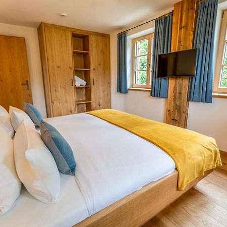 Graf Chiemo Suites - Direkt Am Chiemsee Mit Separatem Seezugang Chieming Zewnętrze zdjęcie