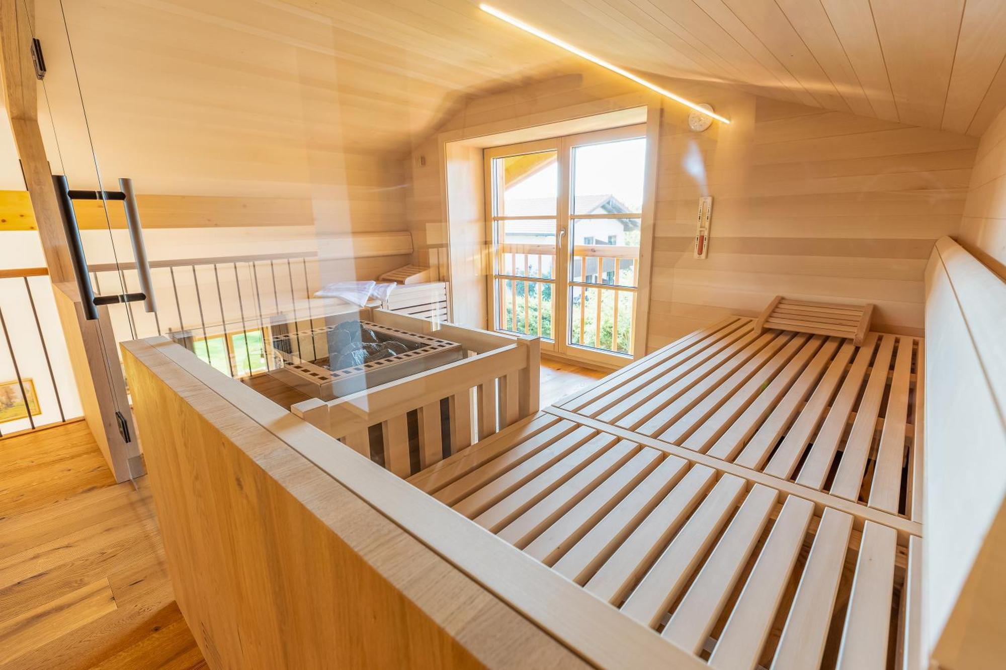 Graf Chiemo Suites - Direkt Am Chiemsee Mit Separatem Seezugang Chieming Zewnętrze zdjęcie