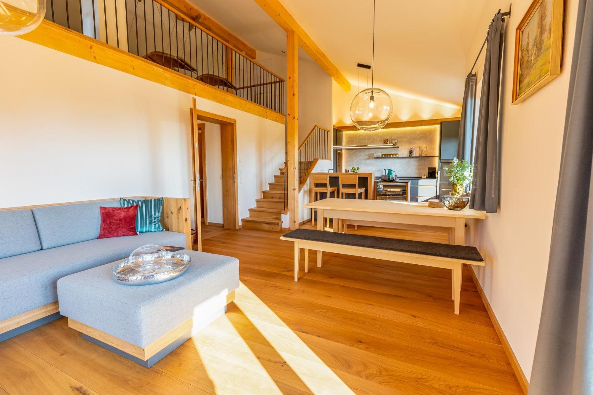 Graf Chiemo Suites - Direkt Am Chiemsee Mit Separatem Seezugang Chieming Zewnętrze zdjęcie