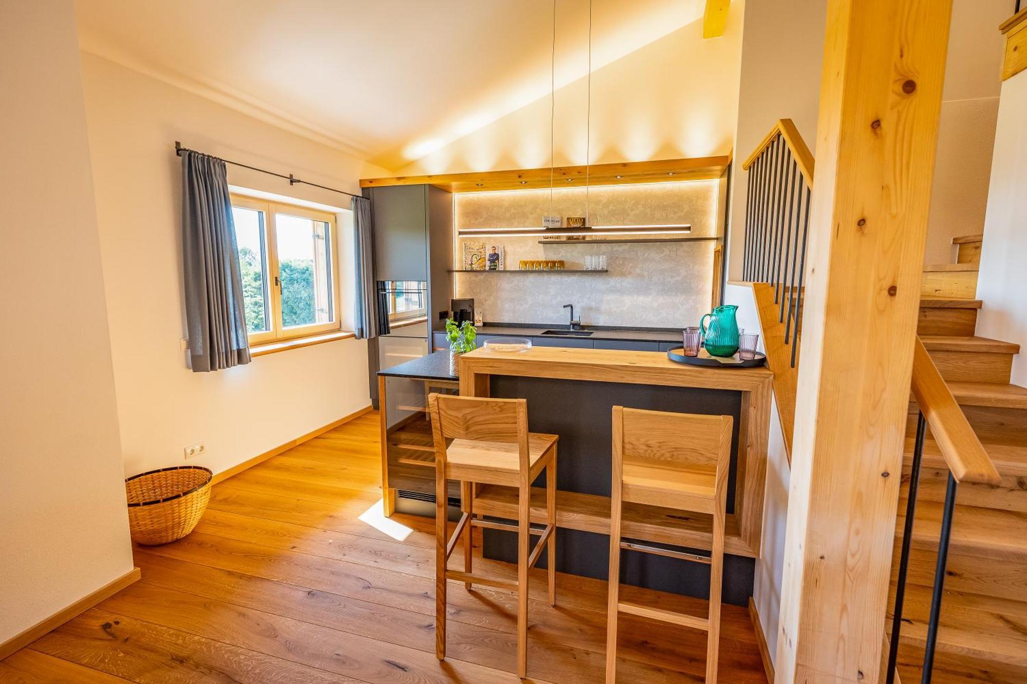 Graf Chiemo Suites - Direkt Am Chiemsee Mit Separatem Seezugang Chieming Zewnętrze zdjęcie
